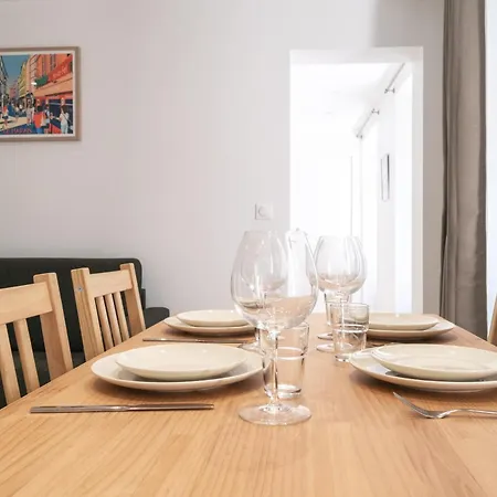 Apartment Lumineux Dans Le Marais *